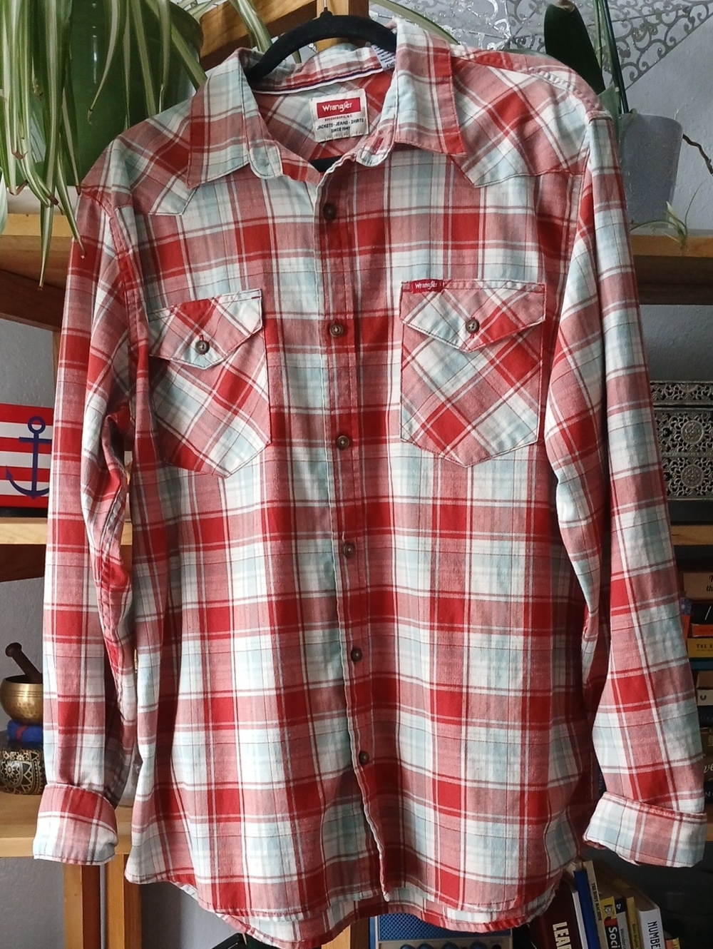 L/G/G Wrangler Red and White Plaid Long-Sleeve Button-Down Shirt